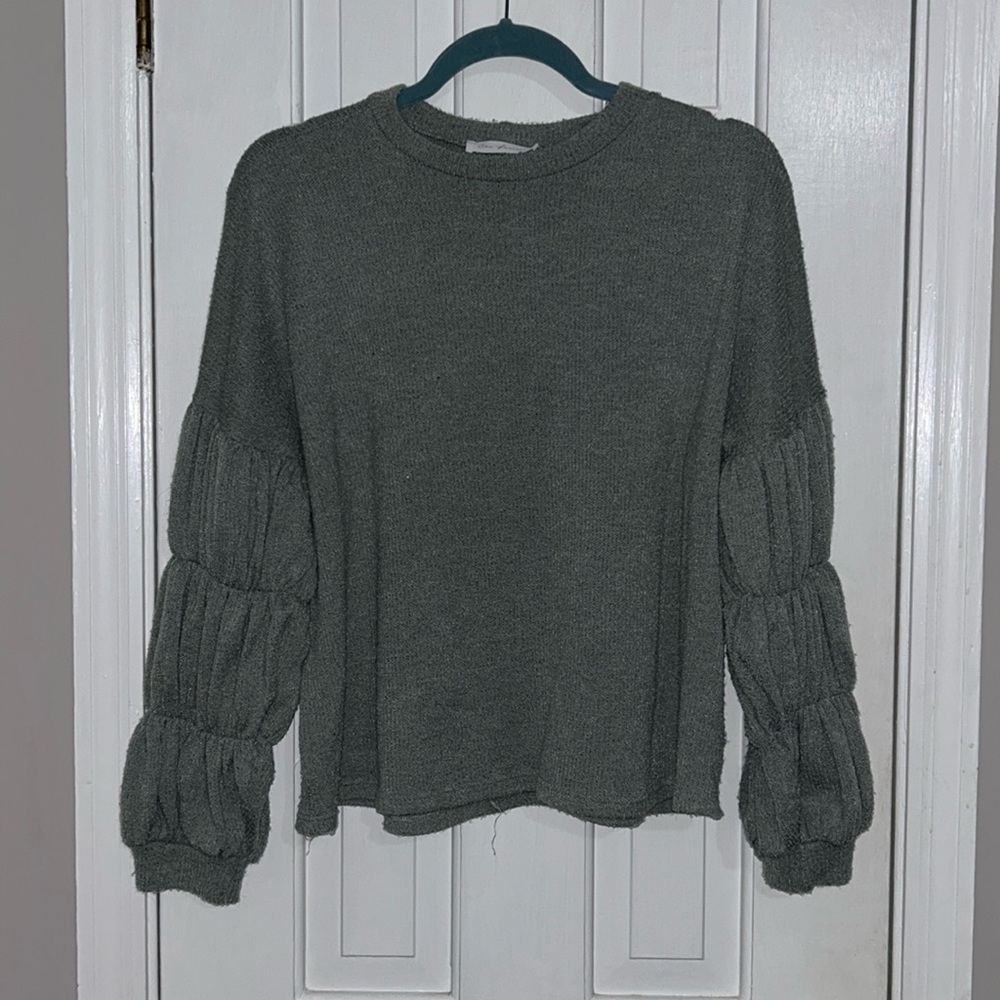 Ces Femme sage green top with bubble sleeves